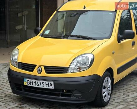 Желтый Рено Кенгу, объемом двигателя 1.46 л и пробегом 200 тыс. км за 3700 $, фото 3 на Automoto.ua
