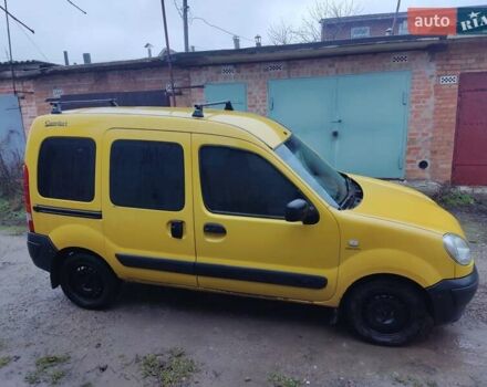 Желтый Рено Кенгу, объемом двигателя 1.5 л и пробегом 290 тыс. км за 4950 $, фото 7 на Automoto.ua