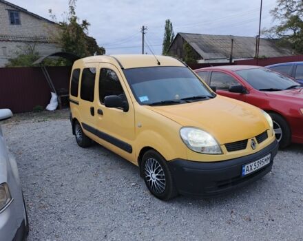 Желтый Рено Кенгу, объемом двигателя 1.5 л и пробегом 429 тыс. км за 3299 $, фото 5 на Automoto.ua