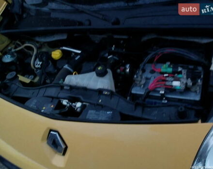 Жовтий Рено Кєнгу, об'ємом двигуна 1.46 л та пробігом 131 тис. км за 5900 $, фото 12 на Automoto.ua