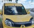 Желтый Рено Кенгу, объемом двигателя 1.5 л и пробегом 183 тыс. км за 3788 $, фото 1 на Automoto.ua