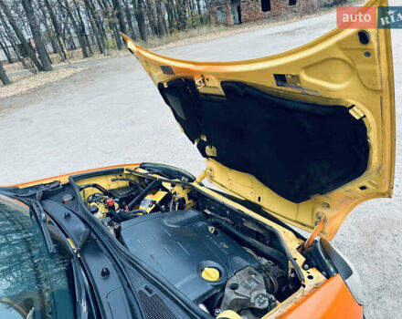 Жовтий Рено Кєнгу, об'ємом двигуна 1.5 л та пробігом 250 тис. км за 2000 $, фото 8 на Automoto.ua