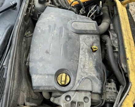 Желтый Рено Кенгу, объемом двигателя 1.46 л и пробегом 270 тыс. км за 4350 $, фото 18 на Automoto.ua