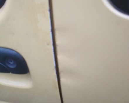 Желтый Рено Кенгу, объемом двигателя 1.46 л и пробегом 236 тыс. км за 3700 $, фото 9 на Automoto.ua