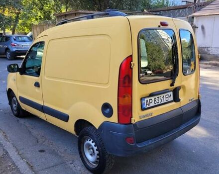 Желтый Рено Кенгу, объемом двигателя 1.6 л и пробегом 265 тыс. км за 3100 $, фото 1 на Automoto.ua