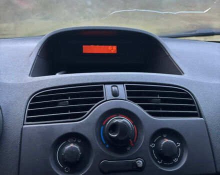 Желтый Рено Кенгу, объемом двигателя 1.5 л и пробегом 312 тыс. км за 4700 $, фото 12 на Automoto.ua