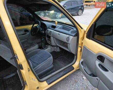 Жовтий Рено Кєнгу, об'ємом двигуна 1.5 л та пробігом 429 тис. км за 3499 $, фото 6 на Automoto.ua