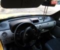 Желтый Рено Кенгу, объемом двигателя 1.46 л и пробегом 225 тыс. км за 5200 $, фото 4 на Automoto.ua