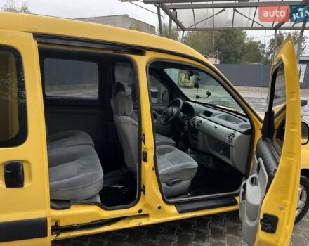 Желтый Рено Кенгу, объемом двигателя 1.5 л и пробегом 380 тыс. км за 3800 $, фото 5 на Automoto.ua