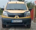 Желтый Рено Кенгу, объемом двигателя 1.5 л и пробегом 339 тыс. км за 3550 $, фото 2 на Automoto.ua