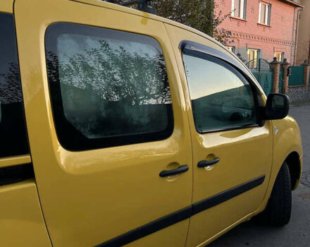 Жовтий Рено Кєнгу, об'ємом двигуна 0 л та пробігом 255 тис. км за 5500 $, фото 2 на Automoto.ua