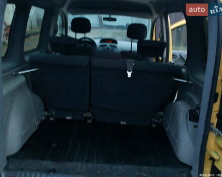 Жовтий Рено Кєнгу, об'ємом двигуна 1.46 л та пробігом 131 тис. км за 5900 $, фото 7 на Automoto.ua