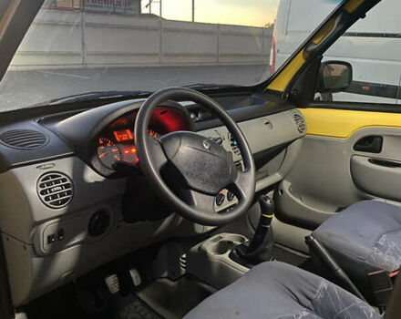 Рено Кенгу 2008 в Львове на Automoto.ua Желтый Рено Кенгу, объемом двигателя 1.46 л и пробегом 371 тыс. км за 3650 $, фото 13 на Automoto.ua