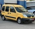 Желтый Рено Кенгу, объемом двигателя 1.5 л и пробегом 260 тыс. км за 4940 $, фото 1 на Automoto.ua