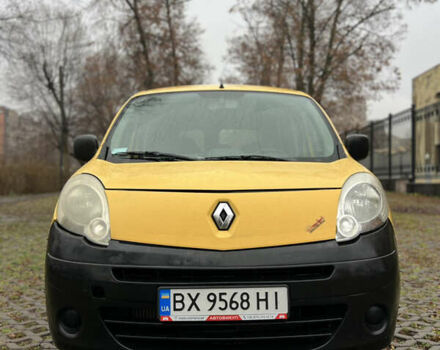 Желтый Рено Кенгу, объемом двигателя 1.46 л и пробегом 348 тыс. км за 4650 $, фото 1 на Automoto.ua