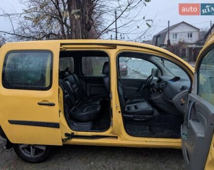 Желтый Рено Кенгу, объемом двигателя 1.46 л и пробегом 330 тыс. км за 5800 $, фото 7 на Automoto.ua