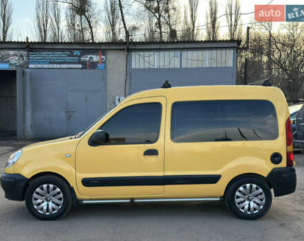 Желтый Рено Кенгу, объемом двигателя 1.46 л и пробегом 299 тыс. км за 3850 $, фото 9 на Automoto.ua