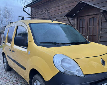 Желтый Рено Кенгу, объемом двигателя 1.5 л и пробегом 312 тыс. км за 4700 $, фото 2 на Automoto.ua