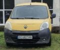 Желтый Рено Кенгу, объемом двигателя 1.5 л и пробегом 219 тыс. км за 3850 $, фото 2 на Automoto.ua