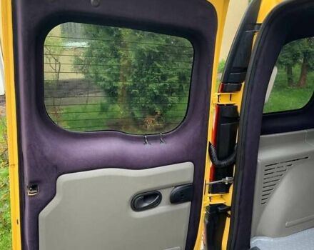 Жовтий Рено Кєнгу, об'ємом двигуна 1.5 л та пробігом 190 тис. км за 5500 $, фото 27 на Automoto.ua