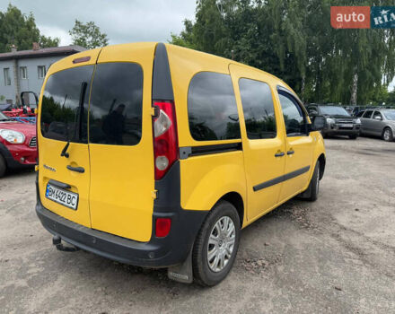 Желтый Рено Кенгу, объемом двигателя 1.46 л и пробегом 209 тыс. км за 5500 $, фото 4 на Automoto.ua