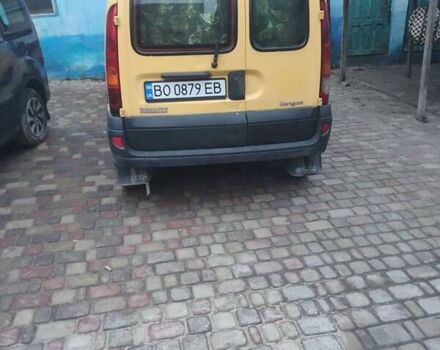 Желтый Рено Кенгу, объемом двигателя 1.46 л и пробегом 236 тыс. км за 3700 $, фото 2 на Automoto.ua