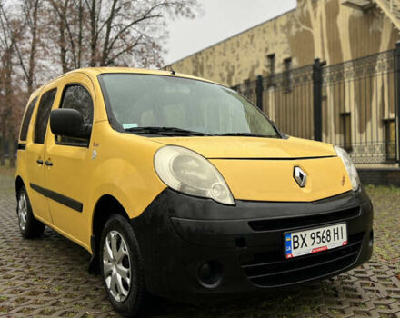 Желтый Рено Кенгу, объемом двигателя 1.46 л и пробегом 348 тыс. км за 4650 $, фото 2 на Automoto.ua
