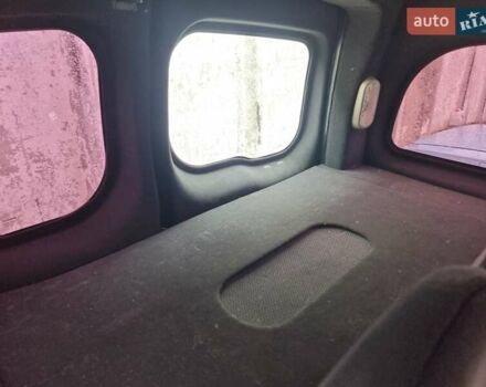Желтый Рено Кенгу, объемом двигателя 1.46 л и пробегом 313 тыс. км за 4850 $, фото 4 на Automoto.ua