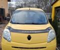 Желтый Рено Кенгу, объемом двигателя 1.5 л и пробегом 254 тыс. км за 5500 $, фото 1 на Automoto.ua