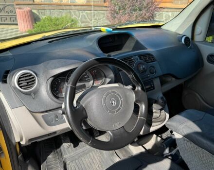 Желтый Рено Кенгу, объемом двигателя 1.5 л и пробегом 400 тыс. км за 5400 $, фото 15 на Automoto.ua