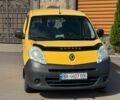 Желтый Рено Кенгу, объемом двигателя 1.5 л и пробегом 400 тыс. км за 5400 $, фото 4 на Automoto.ua