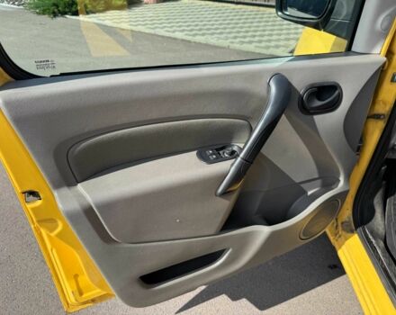 Желтый Рено Кенгу, объемом двигателя 1.5 л и пробегом 400 тыс. км за 5400 $, фото 12 на Automoto.ua