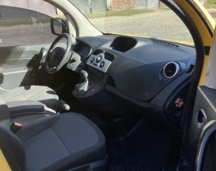 Желтый Рено Кенгу, объемом двигателя 0 л и пробегом 155 тыс. км за 3300 $, фото 4 на Automoto.ua