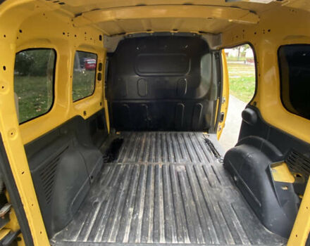 Рено Кенгу 2012 в Киеве на Automoto.ua Желтый Рено Кенгу, объемом двигателя 0 л и пробегом 177 тыс. км за 4500 $, фото 1 на Automoto.ua