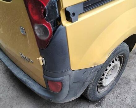 Желтый Рено Кенгу, объемом двигателя 0 л и пробегом 114 тыс. км за 5600 $, фото 3 на Automoto.ua