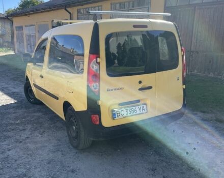 Желтый Рено Кенгу, объемом двигателя 0 л и пробегом 155 тыс. км за 3300 $, фото 3 на Automoto.ua