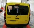 Желтый Рено Кенгу, объемом двигателя 0 л и пробегом 84 тыс. км за 5900 $, фото 2 на Automoto.ua