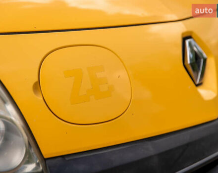 Жовтий Рено Кєнгу, об'ємом двигуна 0 л та пробігом 118 тис. км за 6600 $, фото 11 на Automoto.ua