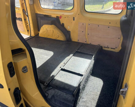 Жовтий Рено Кєнгу, об'ємом двигуна 0 л та пробігом 130 тис. км за 6700 $, фото 11 на Automoto.ua