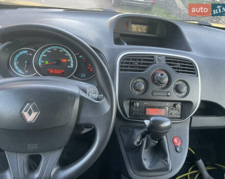 Желтый Рено Кенгу, объемом двигателя 0 л и пробегом 120 тыс. км за 5200 $, фото 7 на Automoto.ua