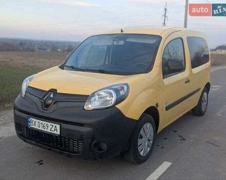 Желтый Рено Кенгу, объемом двигателя 0 л и пробегом 130 тыс. км за 4750 $, фото 17 на Automoto.ua