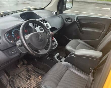 Желтый Рено Кенгу, объемом двигателя 0 л и пробегом 155 тыс. км за 3900 $, фото 4 на Automoto.ua