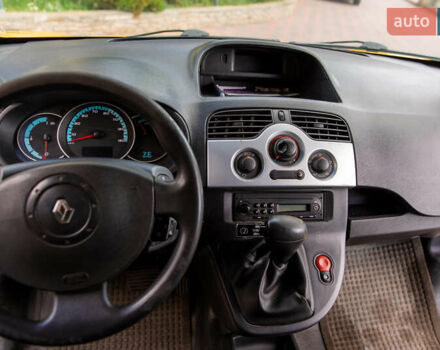 Жовтий Рено Кєнгу, об'ємом двигуна 0 л та пробігом 118 тис. км за 6600 $, фото 7 на Automoto.ua