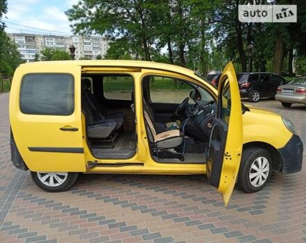 Жовтий Рено Кєнгу, об'ємом двигуна 0 л та пробігом 205 тис. км за 7300 $, фото 11 на Automoto.ua