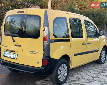 Желтый Рено Кенгу, объемом двигателя 0 л и пробегом 120 тыс. км за 5200 $, фото 2 на Automoto.ua