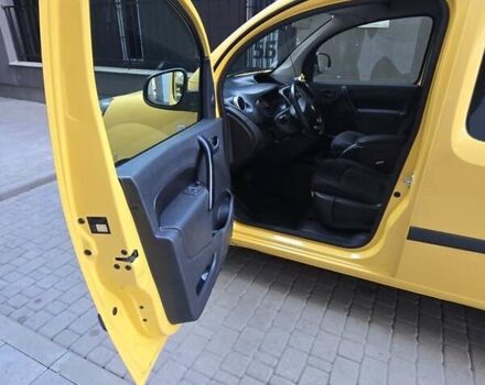 Жовтий Рено Кєнгу, об'ємом двигуна 0 л та пробігом 146 тис. км за 7970 $, фото 16 на Automoto.ua