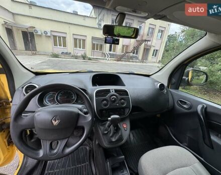 Желтый Рено Кенгу, объемом двигателя 0 л и пробегом 195 тыс. км за 8500 $, фото 31 на Automoto.ua