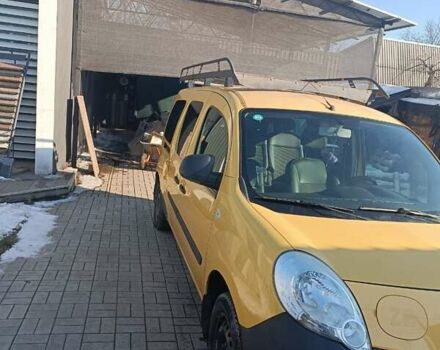 Желтый Рено Кенгу, объемом двигателя 0 л и пробегом 136 тыс. км за 5200 $, фото 2 на Automoto.ua