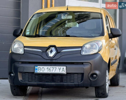 Рено Кєнгу 2015 у Тернополі на Automoto.ua Жовтий Рено Кєнгу, об'ємом двигуна 0 л та пробігом 110 тис. км за 7500 $, фото 2 на Automoto.ua