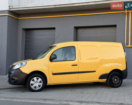 Рено Кєнгу 2015 у Тернополі на Automoto.ua Жовтий Рено Кєнгу, об'ємом двигуна 0 л та пробігом 110 тис. км за 7500 $, фото 3 на Automoto.ua